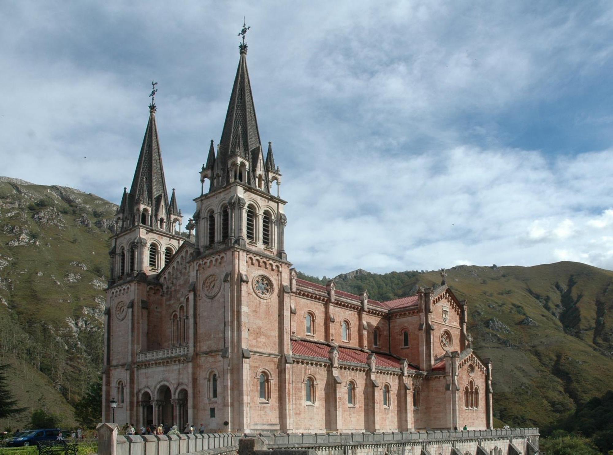 Arcea Gran Hotel Pelayo Covadonga Kültér fotó